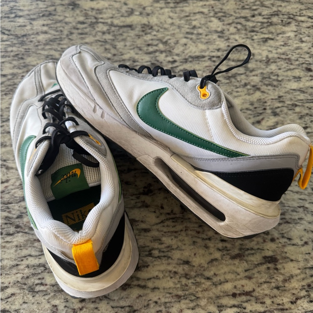 Nike White and Green Sneakers